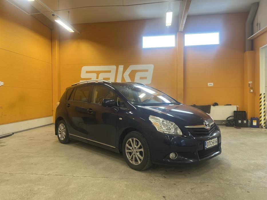 TOYOTA Verso 2012
