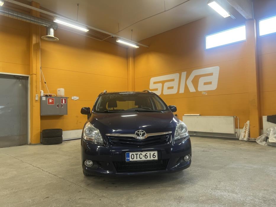 TOYOTA Verso 2012