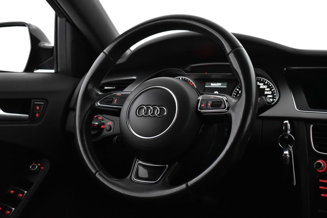AUDI A4 2013