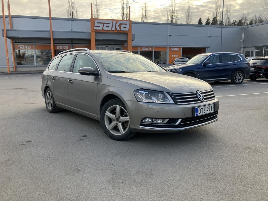 VOLKSWAGEN Passat 2013