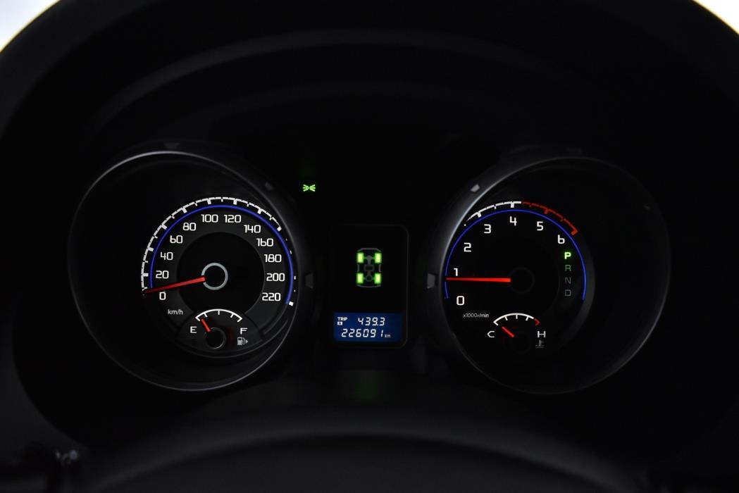 MITSUBISHI Pajero 2007