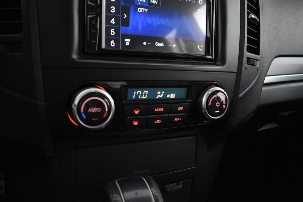 MITSUBISHI Pajero 2007