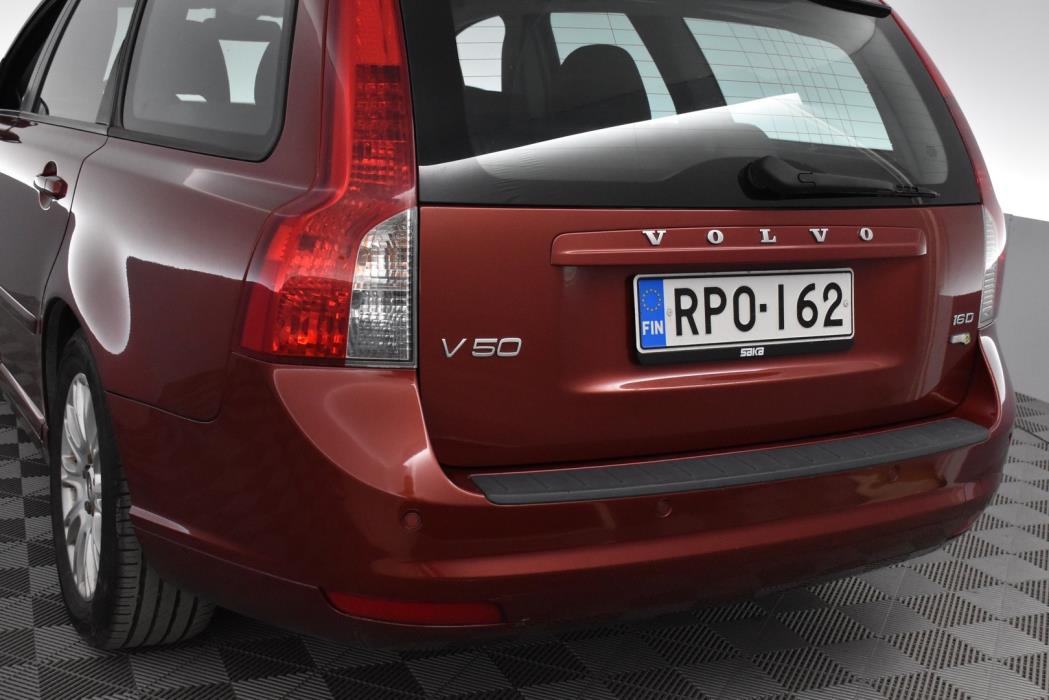 VOLVO V50 2010