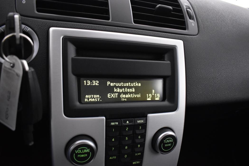 VOLVO V50 2010