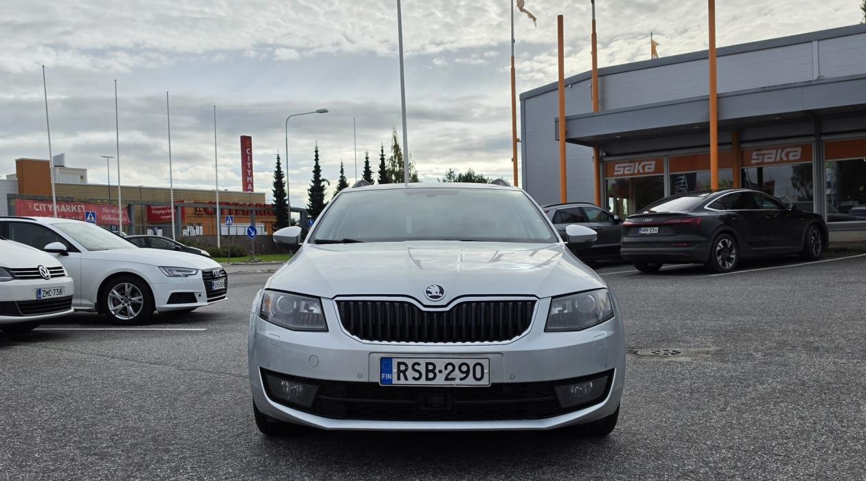 SKODA Octavia 2016