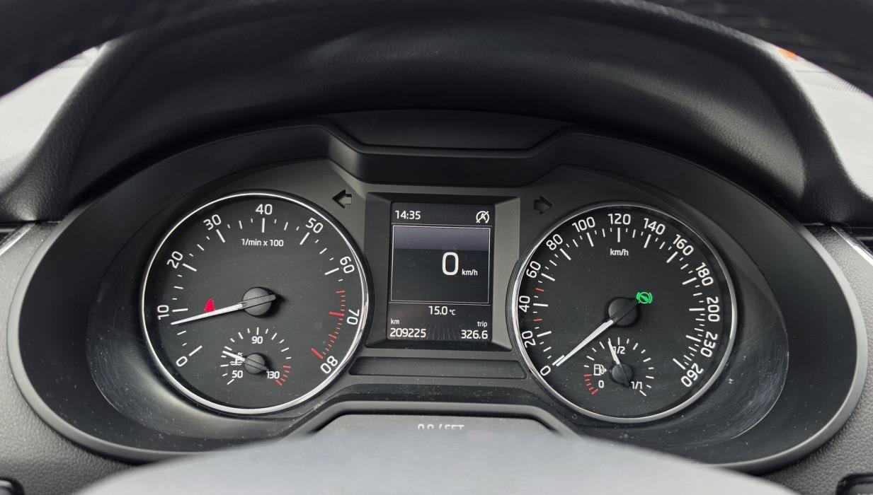 SKODA Octavia 2016