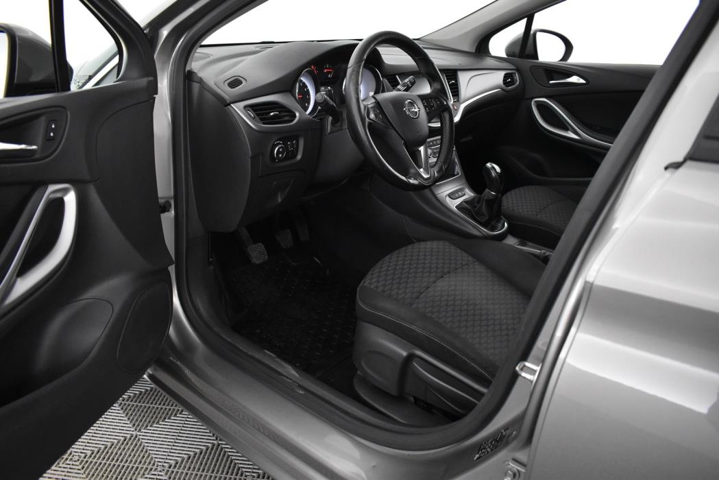 OPEL Astra 2017