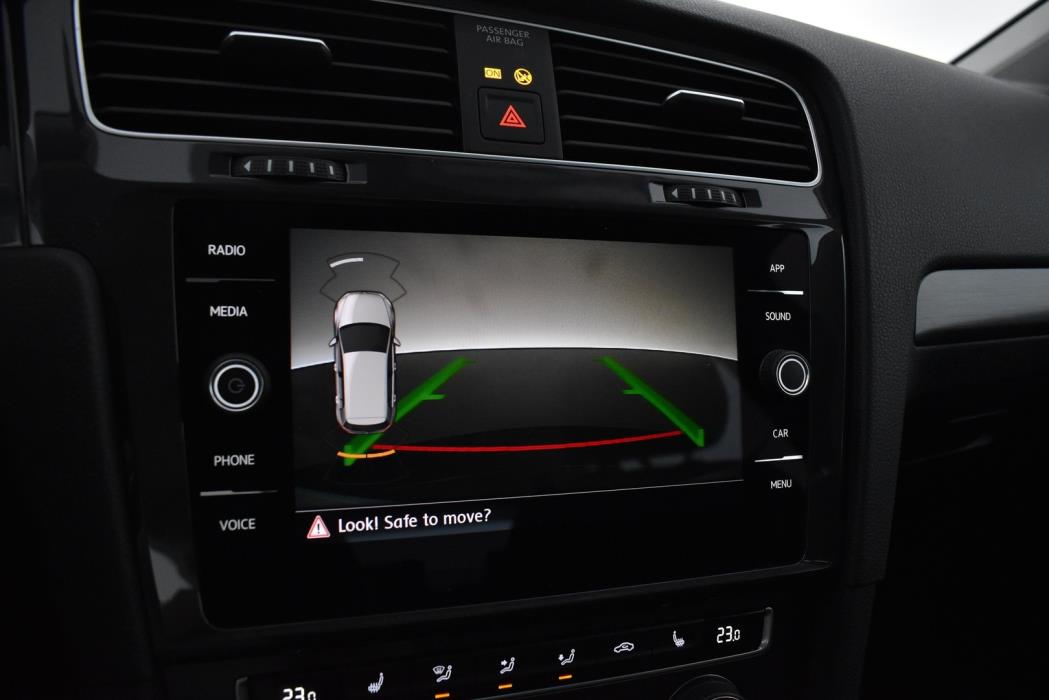 VOLKSWAGEN Golf 2019