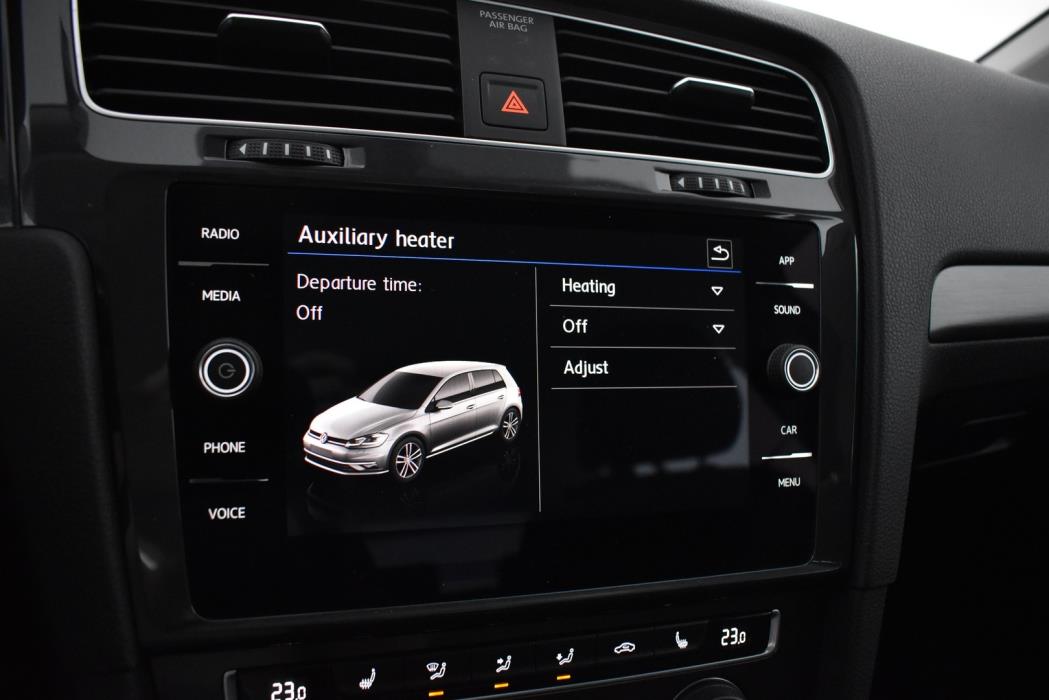 VOLKSWAGEN Golf 2019