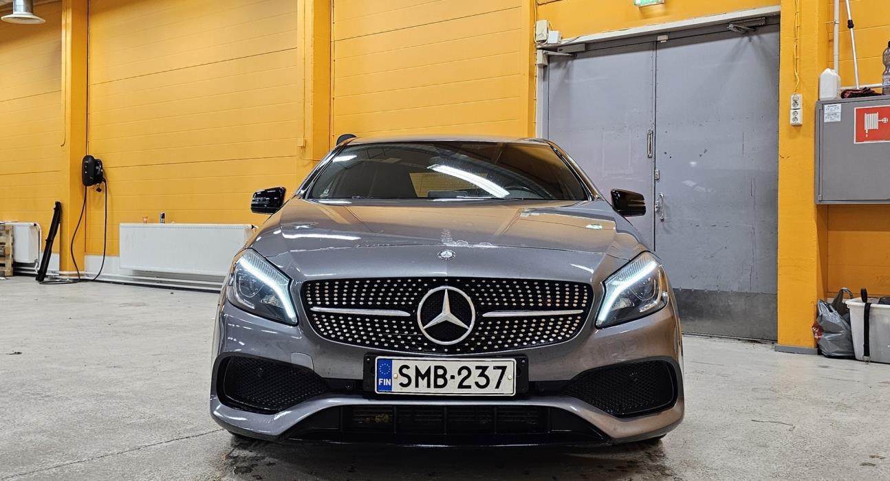 MERCEDES-BENZ A 2017