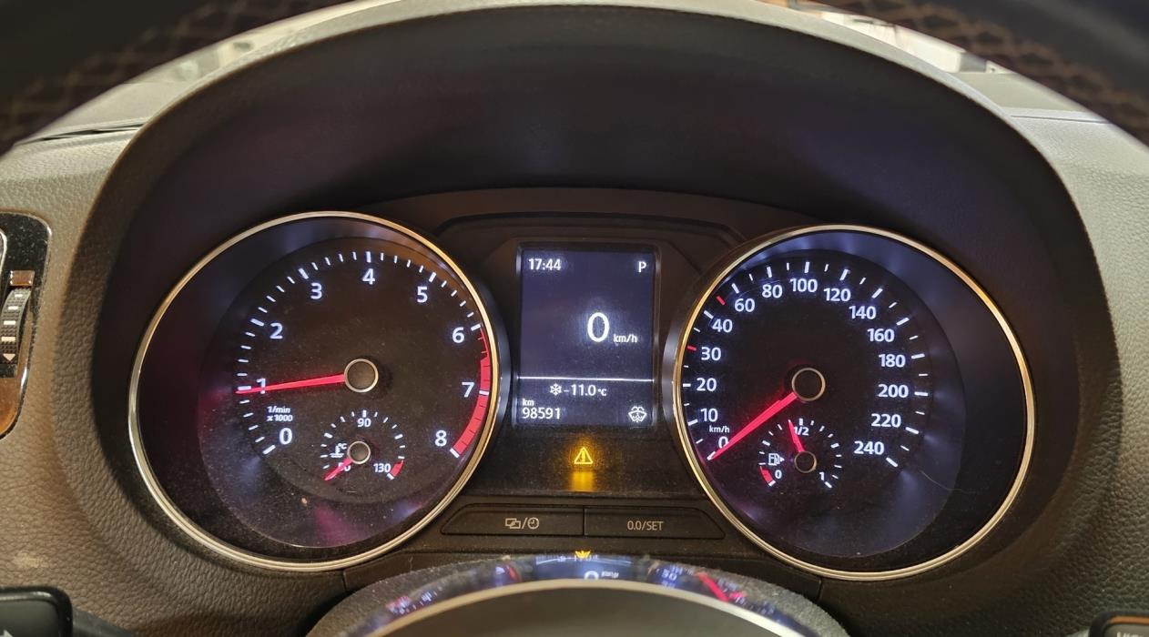 VOLKSWAGEN Polo 2017