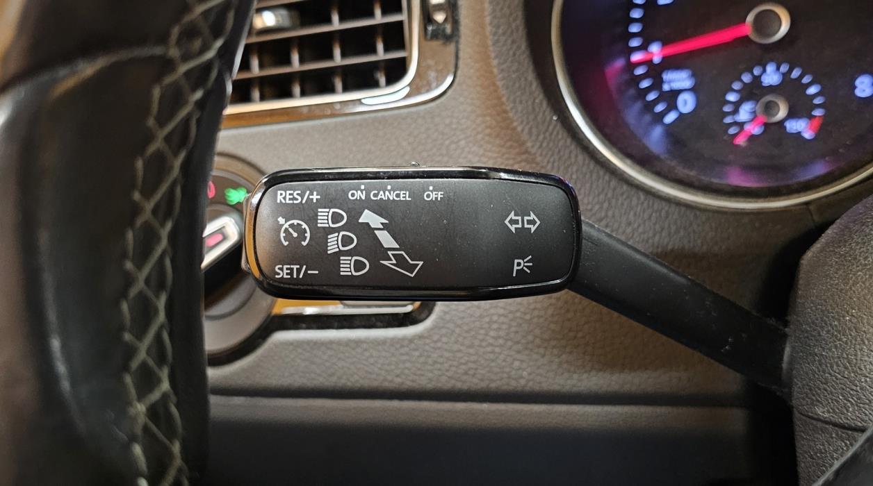 VOLKSWAGEN Polo 2017