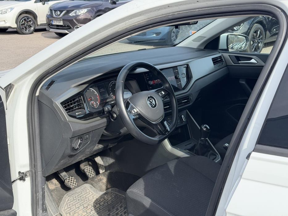 VOLKSWAGEN Polo 2021