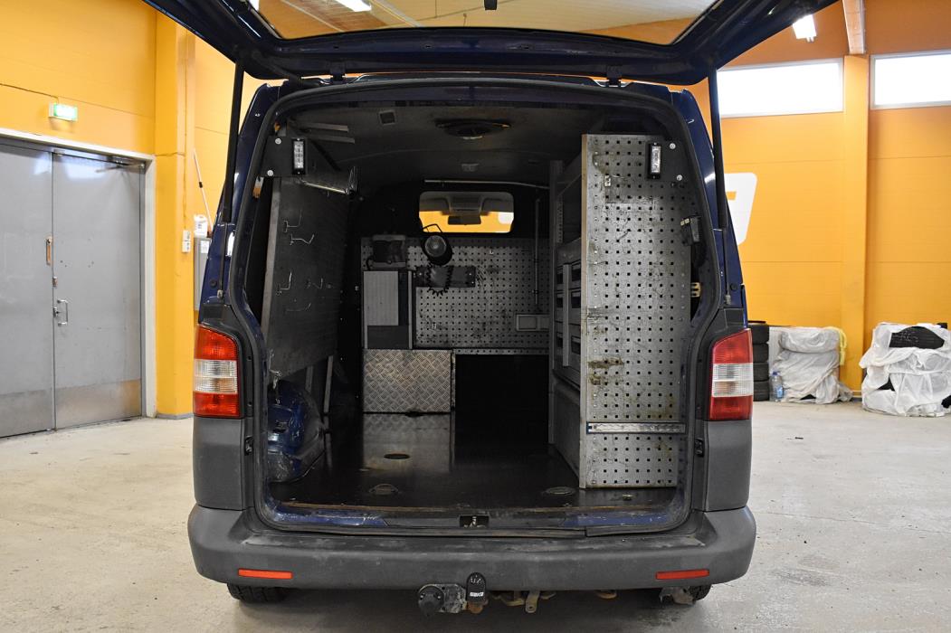 VOLKSWAGEN Transporter 2010