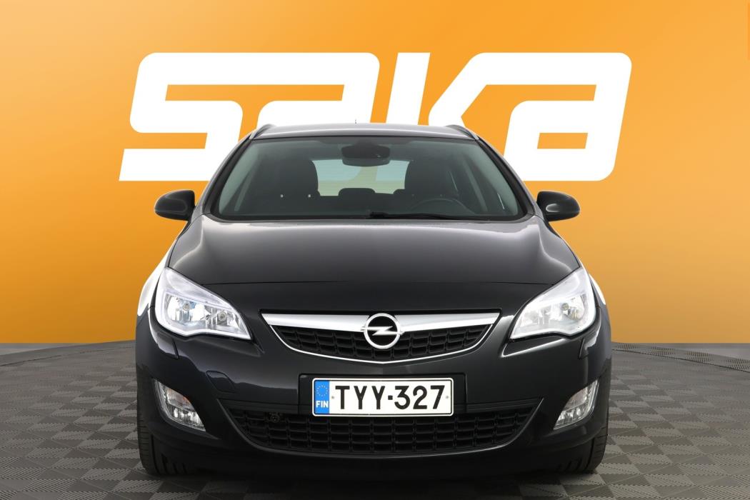 OPEL Astra 2012