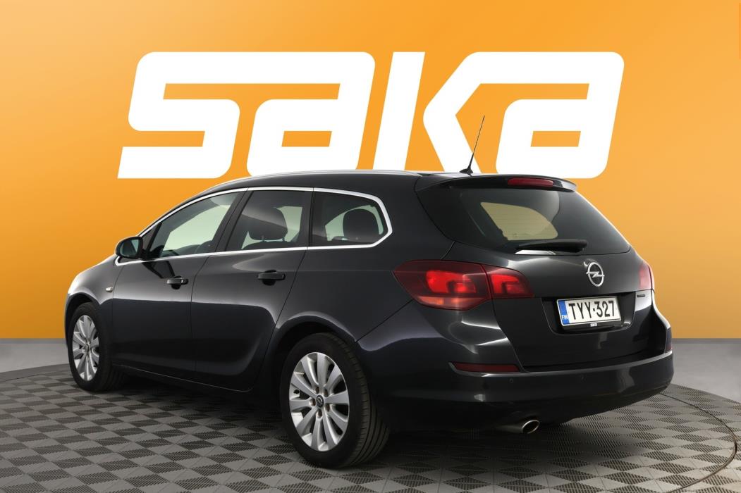 OPEL Astra 2012