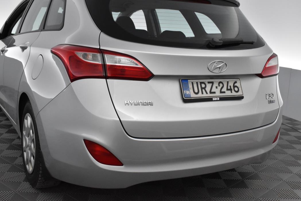 HYUNDAI I30 2013