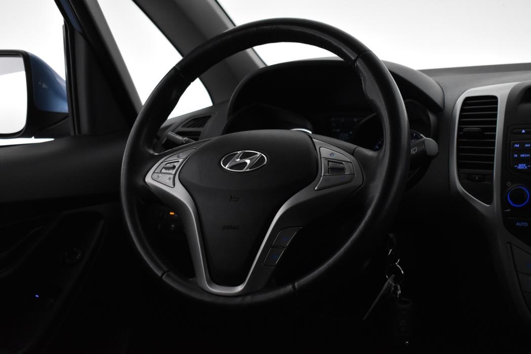 HYUNDAI ix20 2012
