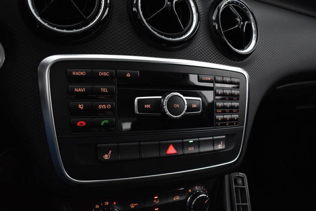 MERCEDES-BENZ A 2013