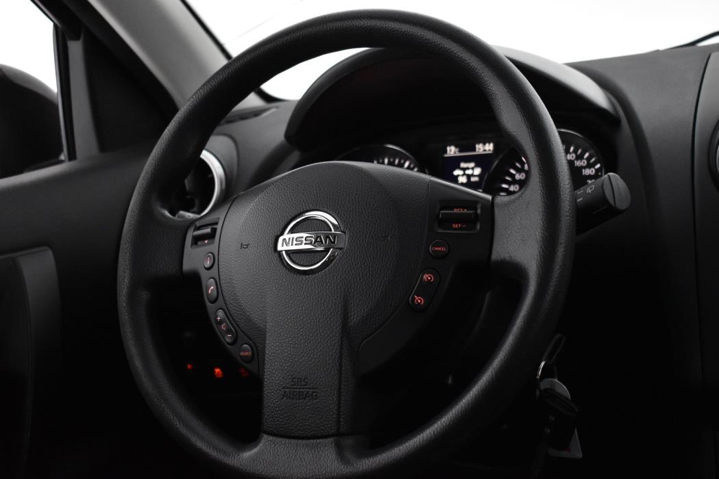 NISSAN Qashqai 2013