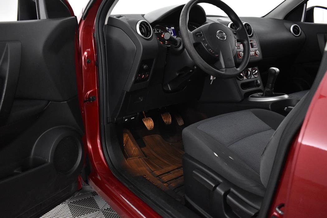 NISSAN Qashqai 2013