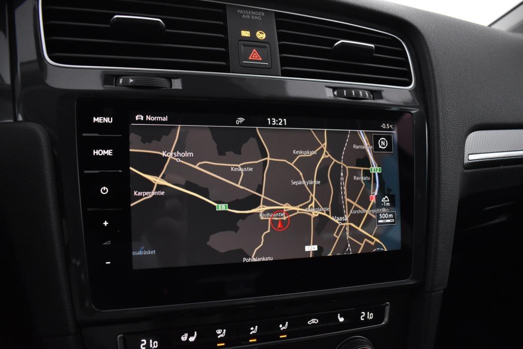 VOLKSWAGEN Golf 2017