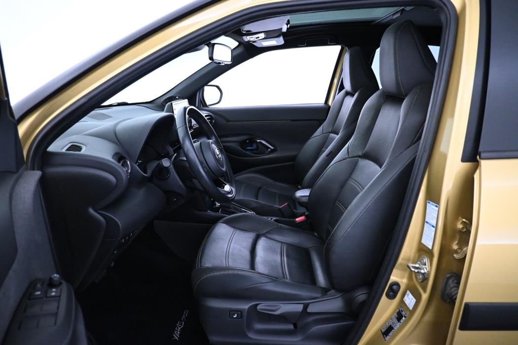 TOYOTA Yaris Cross 2021