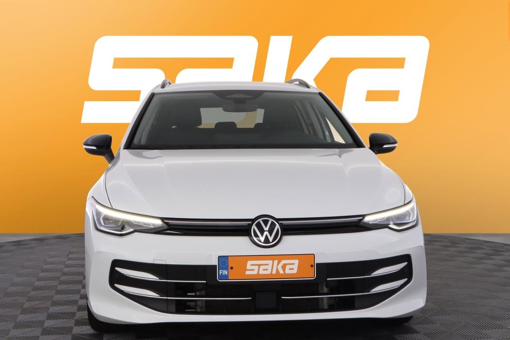 VOLKSWAGEN Golf 2026