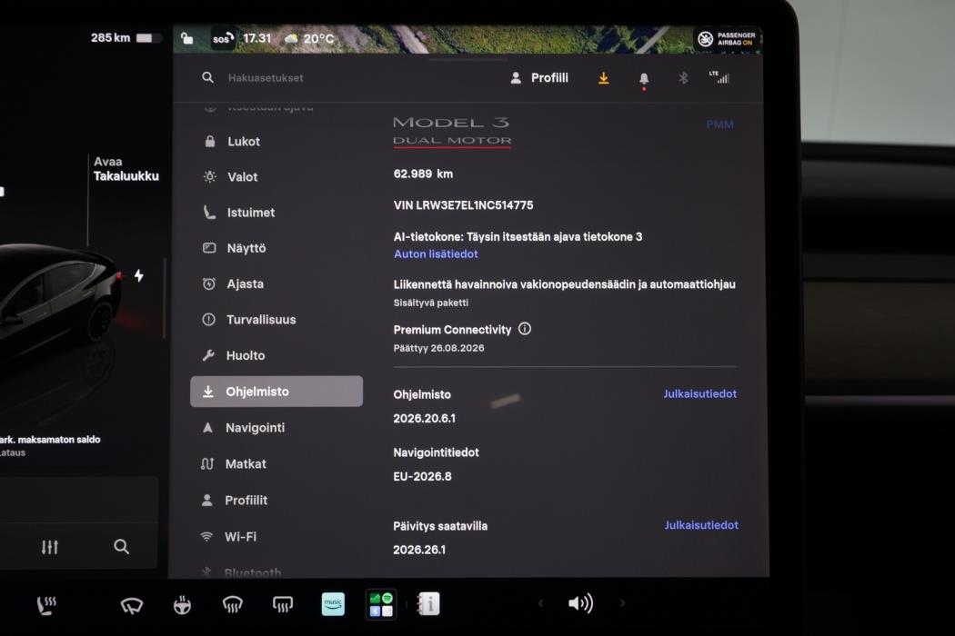 TESLA Model 3 2022