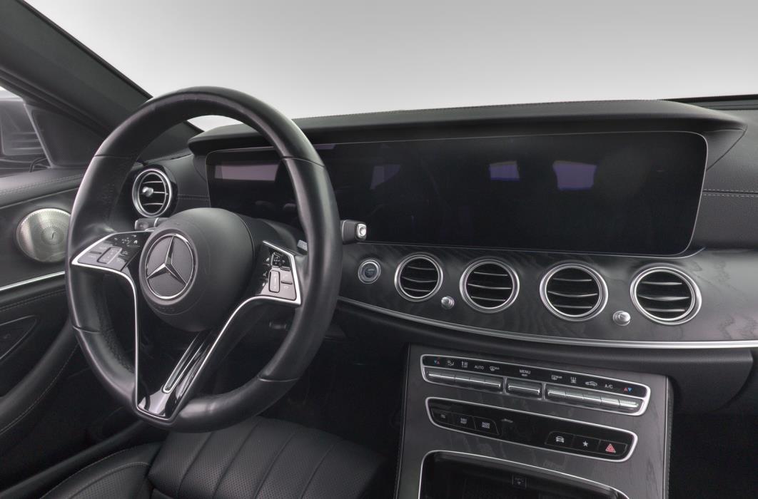 MERCEDES-BENZ E 2023