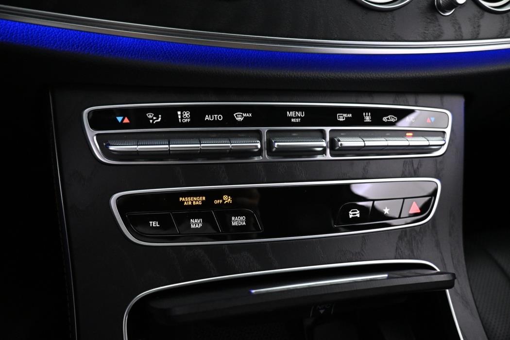 MERCEDES-BENZ E 2023
