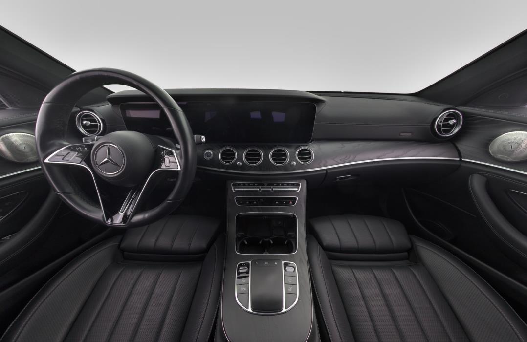 MERCEDES-BENZ E 2023