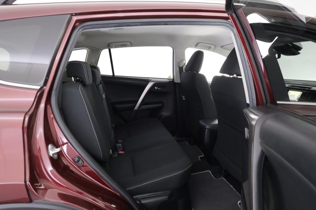 TOYOTA RAV4 2017