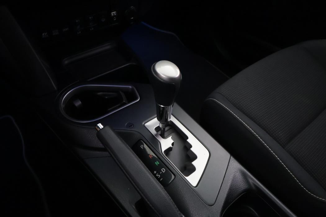 TOYOTA RAV4 2017