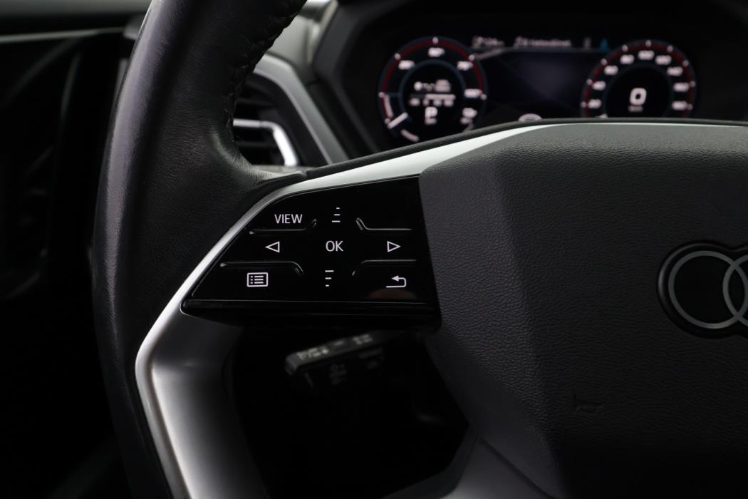AUDI Q4 e-tron 2022