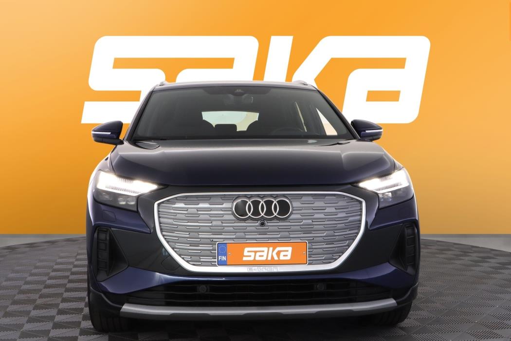 AUDI Q4 e-tron 2022
