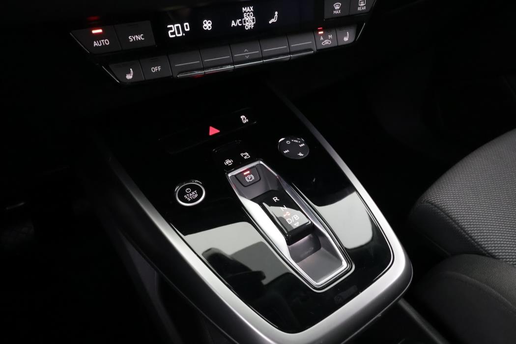 AUDI Q4 e-tron 2022