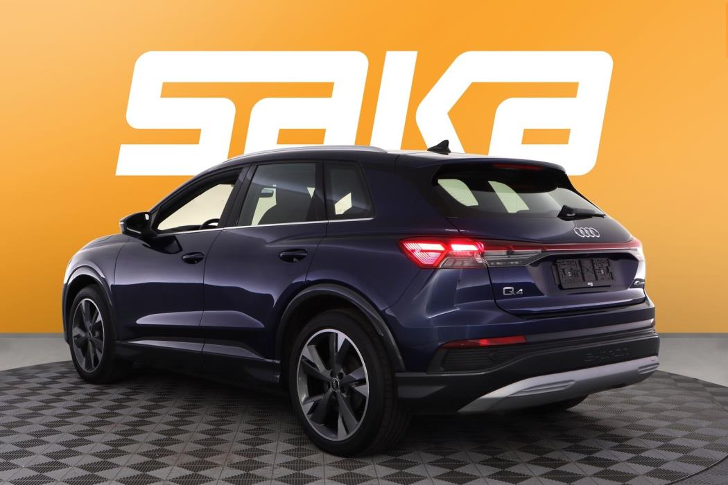 AUDI Q4 e-tron 2022