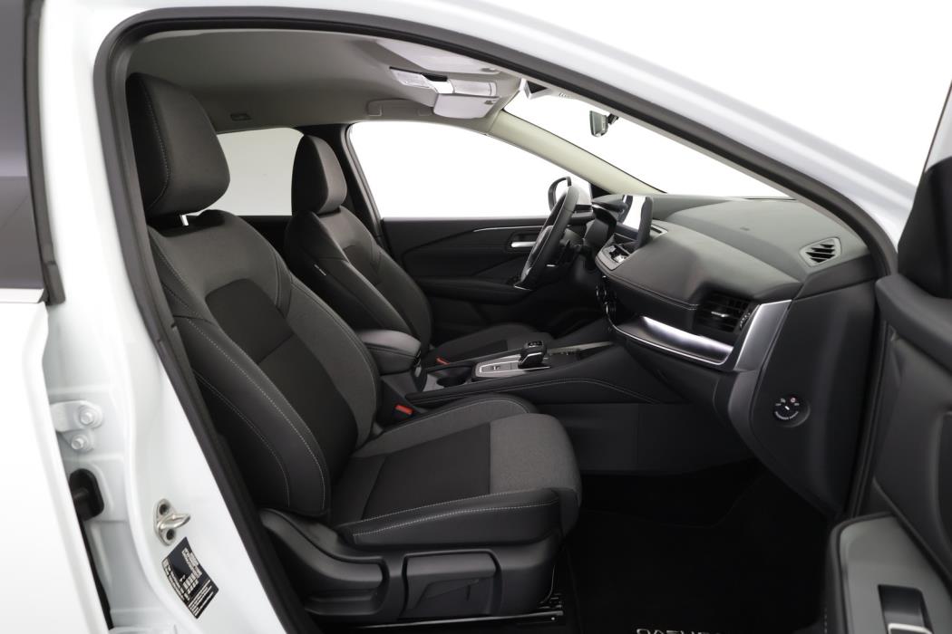 NISSAN Qashqai 2025
