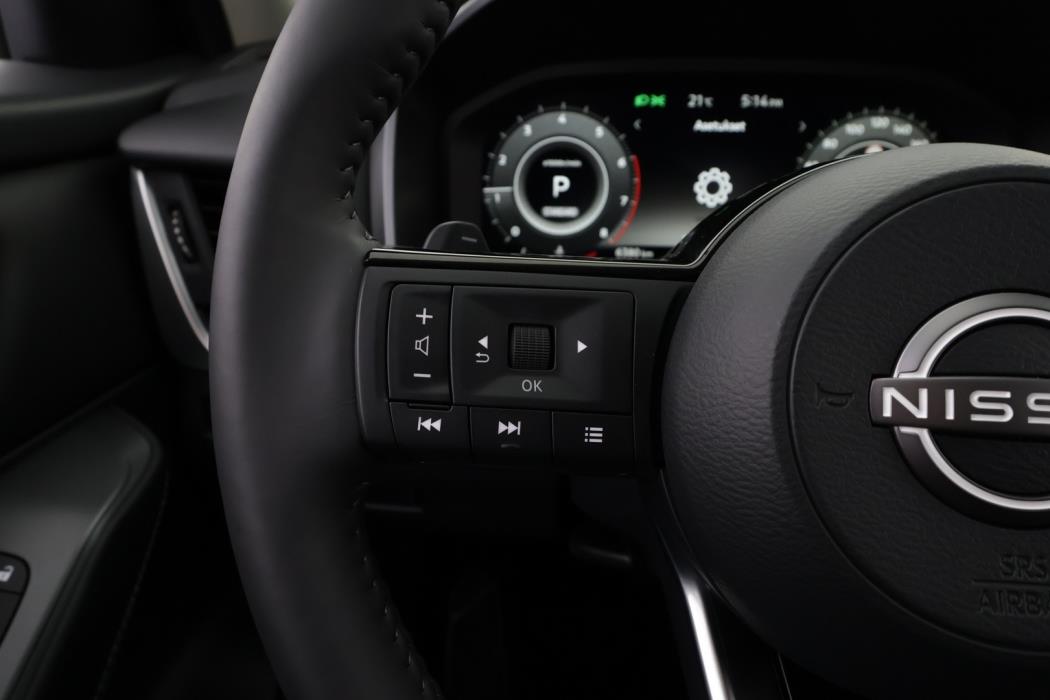 NISSAN Qashqai 2025
