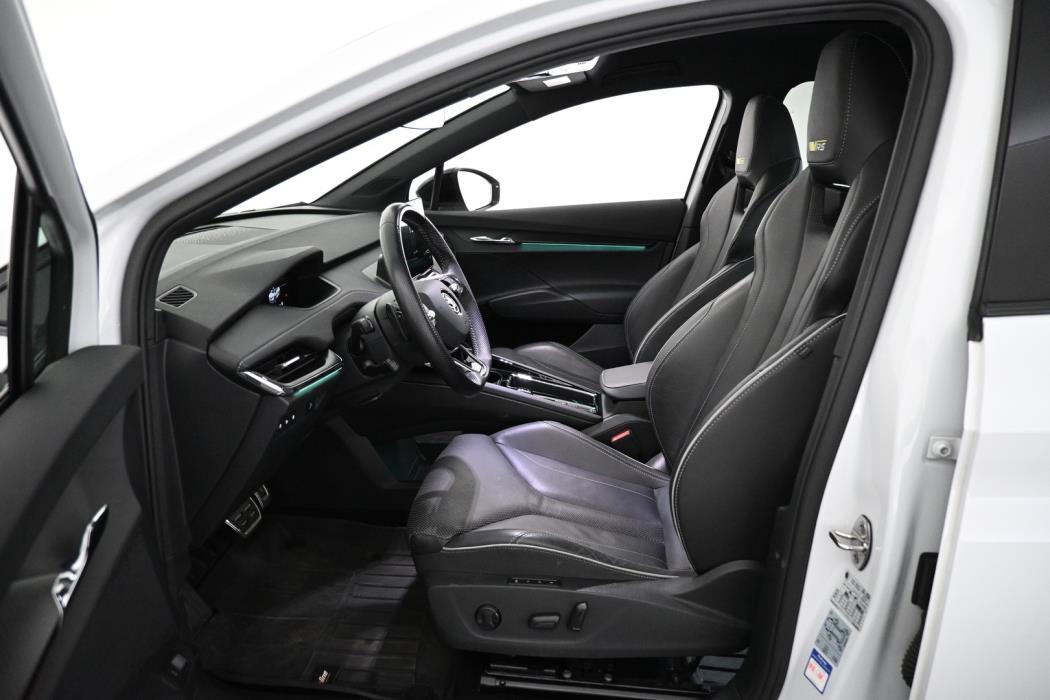 SKODA Enyaq 2022