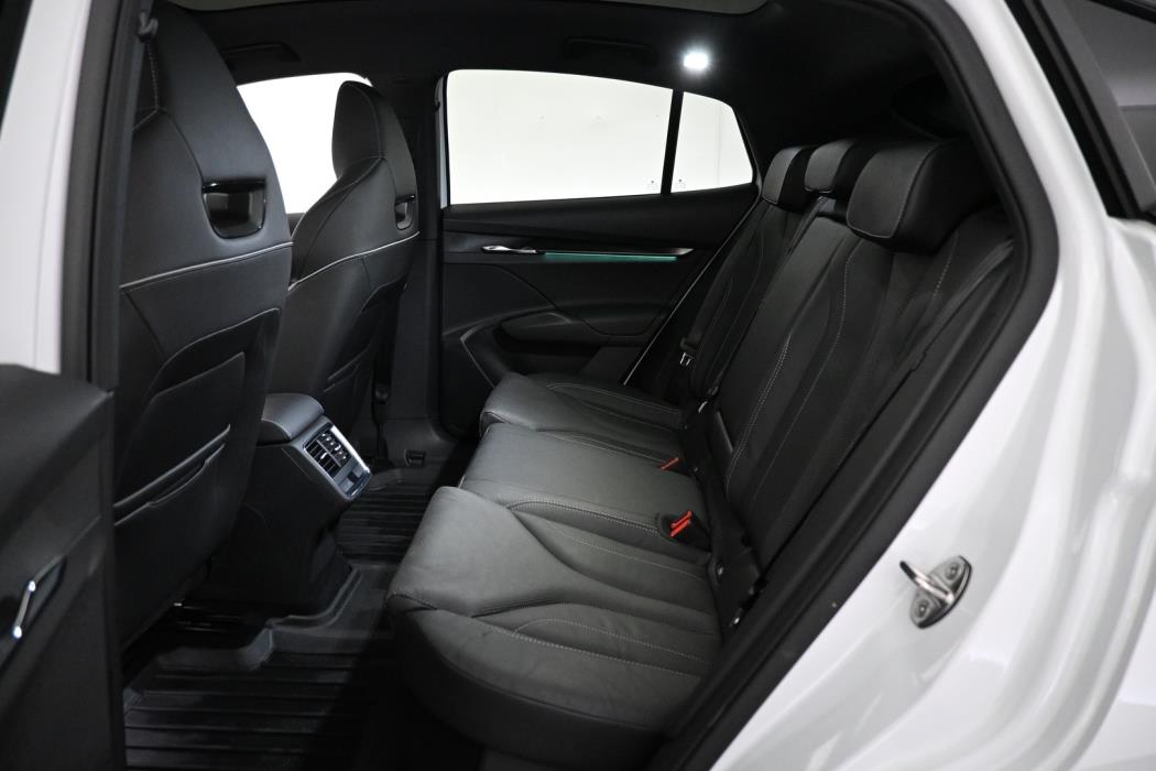 SKODA Enyaq 2022