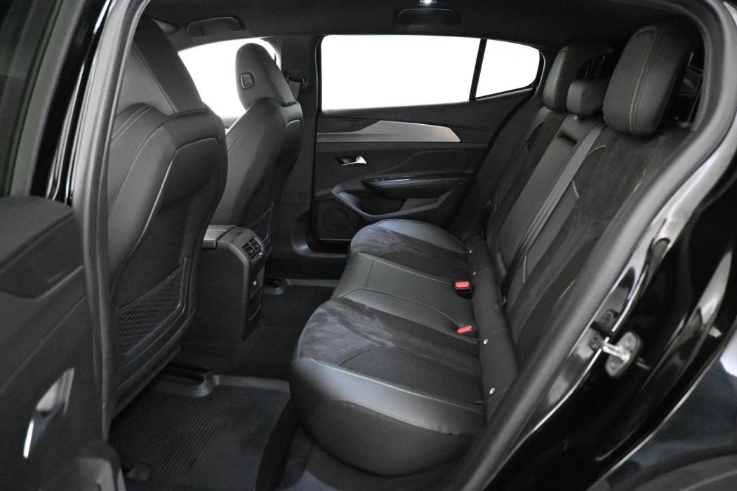 PEUGEOT 408 2024