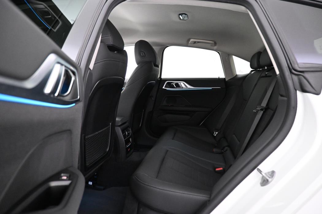 BMW i4 2024