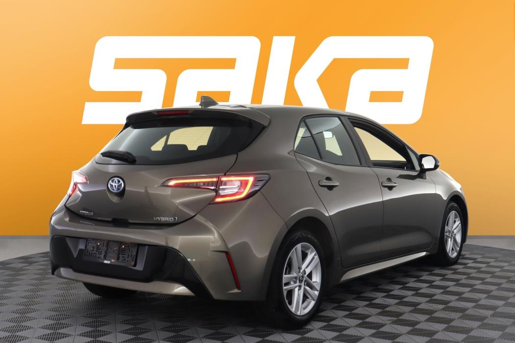 TOYOTA Corolla 2022