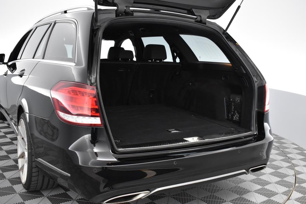 MERCEDES-BENZ E 2015