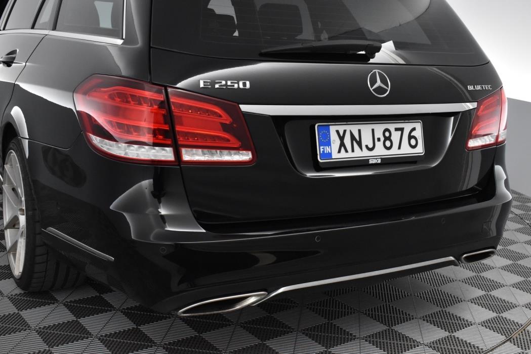 MERCEDES-BENZ E 2015