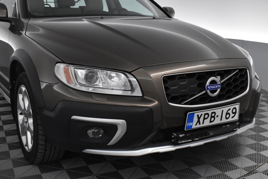 VOLVO XC70 2016