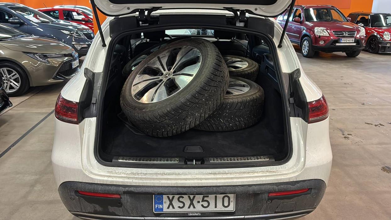 MERCEDES-BENZ EQC 2022