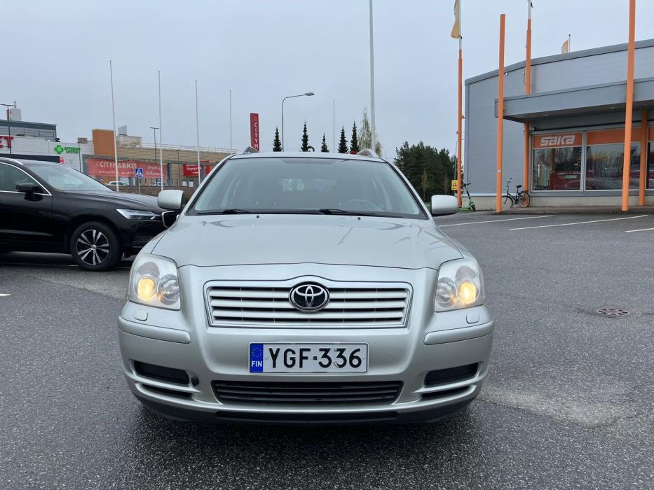TOYOTA Avensis 2006
